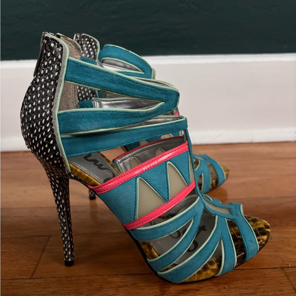 Sam Edelman Stylish Multi-Color Strappy Heels - Picture 5 of 5